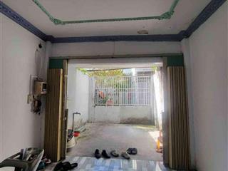 Sát mặt tiền bùi minh trực quận 8 hẻm 6m  nhà 4pn  3,5x 23  giá chỉ 5,xtỷ