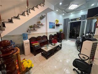 Bán nhà mặt tiền hẻm 5 tám danh q8  3 tầng  4x14  nhỉnh 6,xtỷ