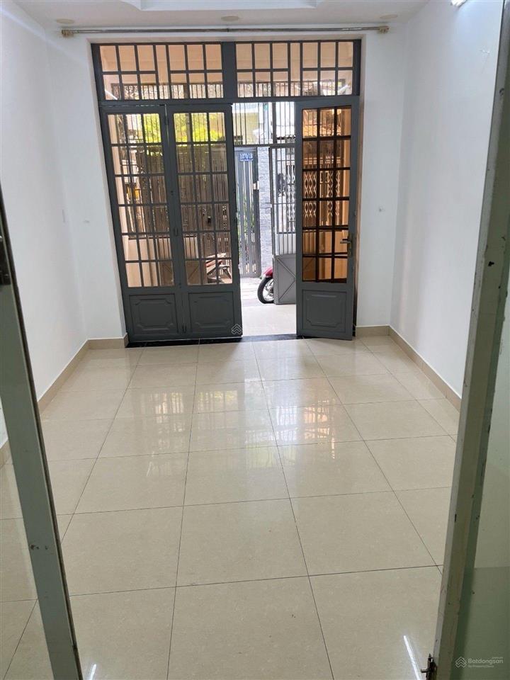 Nhà sát bên công an quận 8 pth  ngang 4x14  3pn  giá chỉ 3, x tỷ