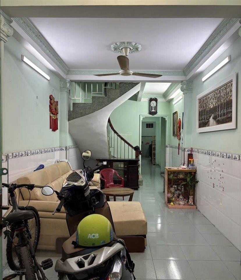 Hiếm nhà đường dạ nam q8 sát cầu chữ y  dt 70m2  3 tầng  4pn  chỉ 6,6 tỷ