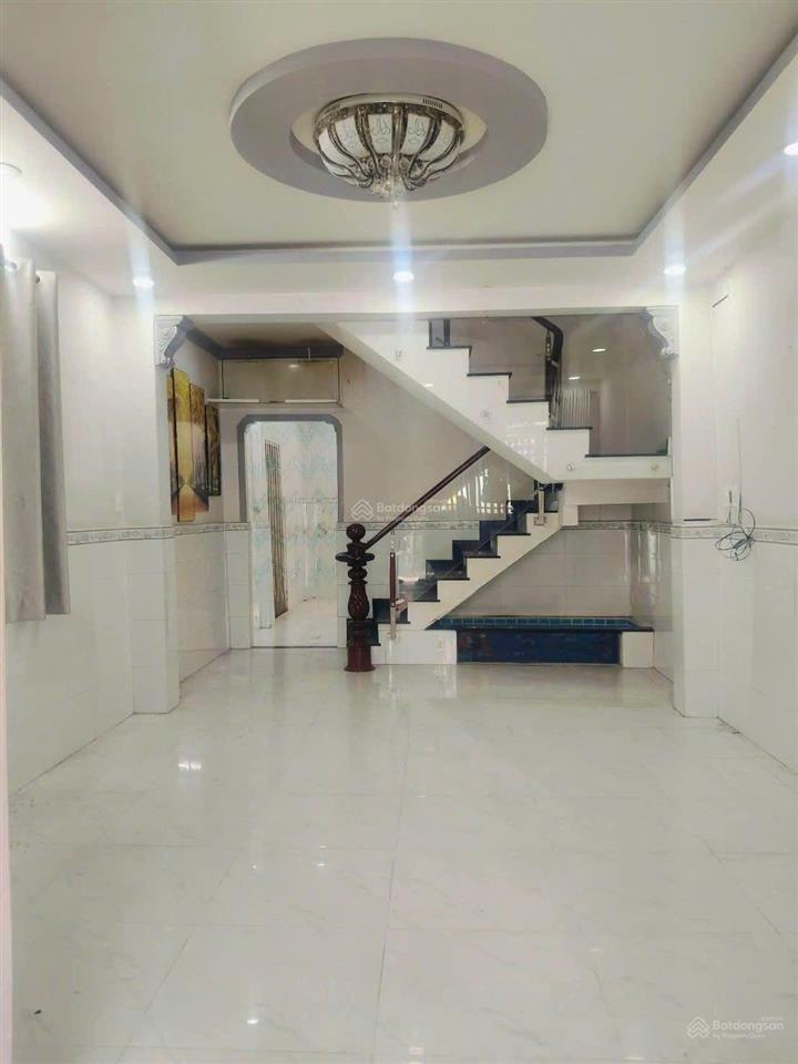 Nhà bán kế chợ rạch ông quận 8 dương bá trạc  ngang 4,5x14m  chỉ 5,xtỷ