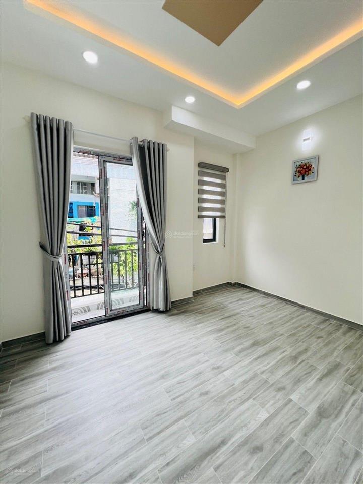 Nhà bán kế chợ rạch ông quận 8 dương bá trạc  ngang 4,5x14m  chỉ 5,xtỷ