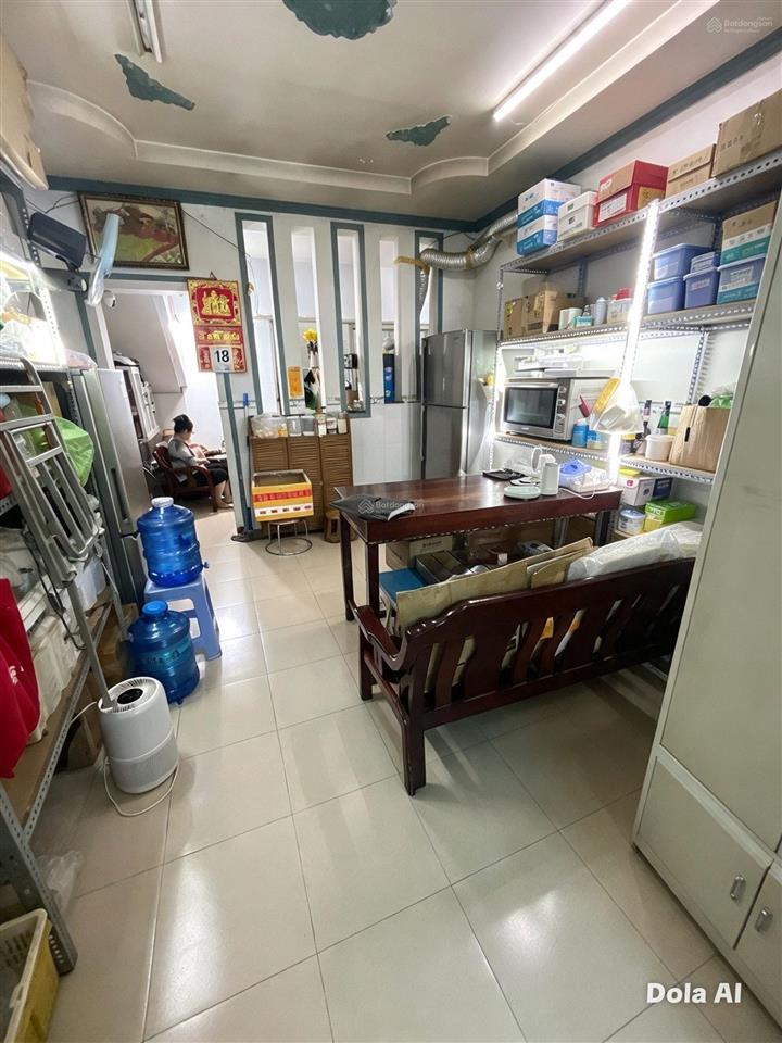 Ngang bề thế 6.5m  ngay chợ kinh doanh sầm uất, quận 8  giá 9,x tỷ