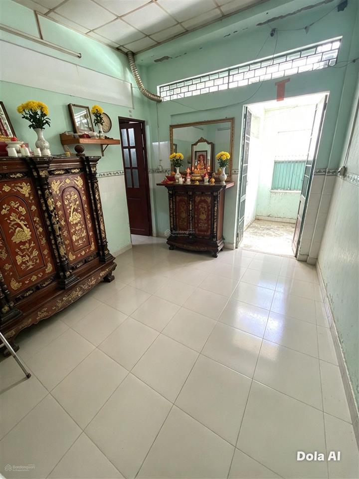 Ngang bề thế 6.5m  ngay chợ kinh doanh sầm uất, quận 8  giá 9,x tỷ