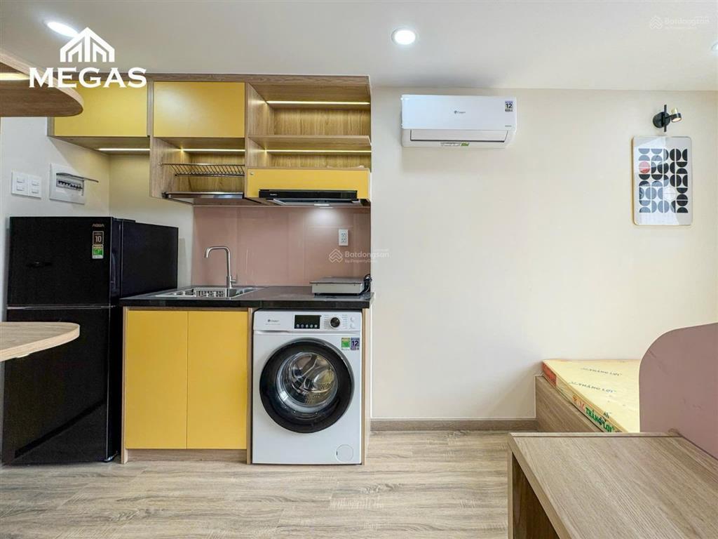 Căn hộ dịch vụ full nội thất gần emart phan văn trị