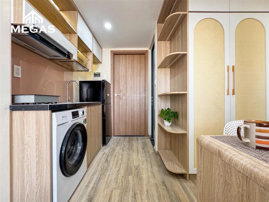 Căn hộ dịch vụ full nội thất ngay emart phan văn trị