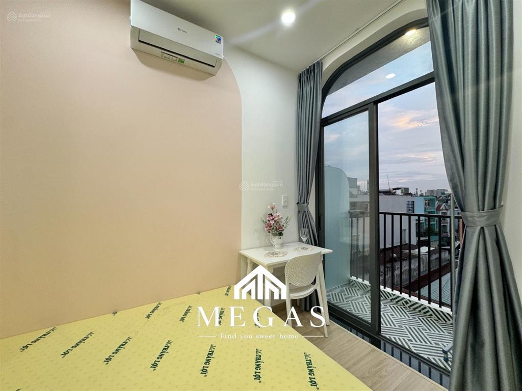 Căn hộ dịch vụ full nội thất dành cho 12 người ở ngay emart phan huy ích