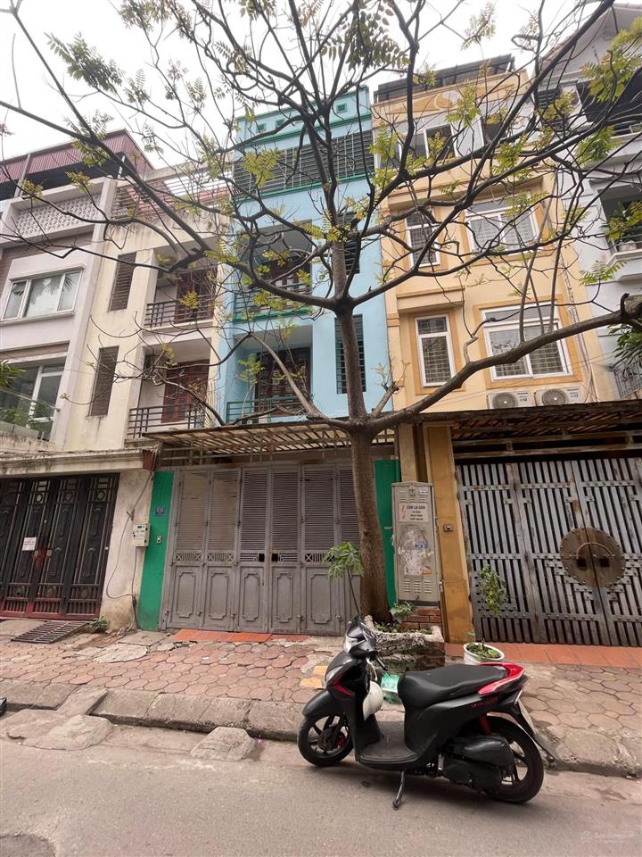 Tôi chính chủ cần bán nhà liền kề kđt văn quán hà đông