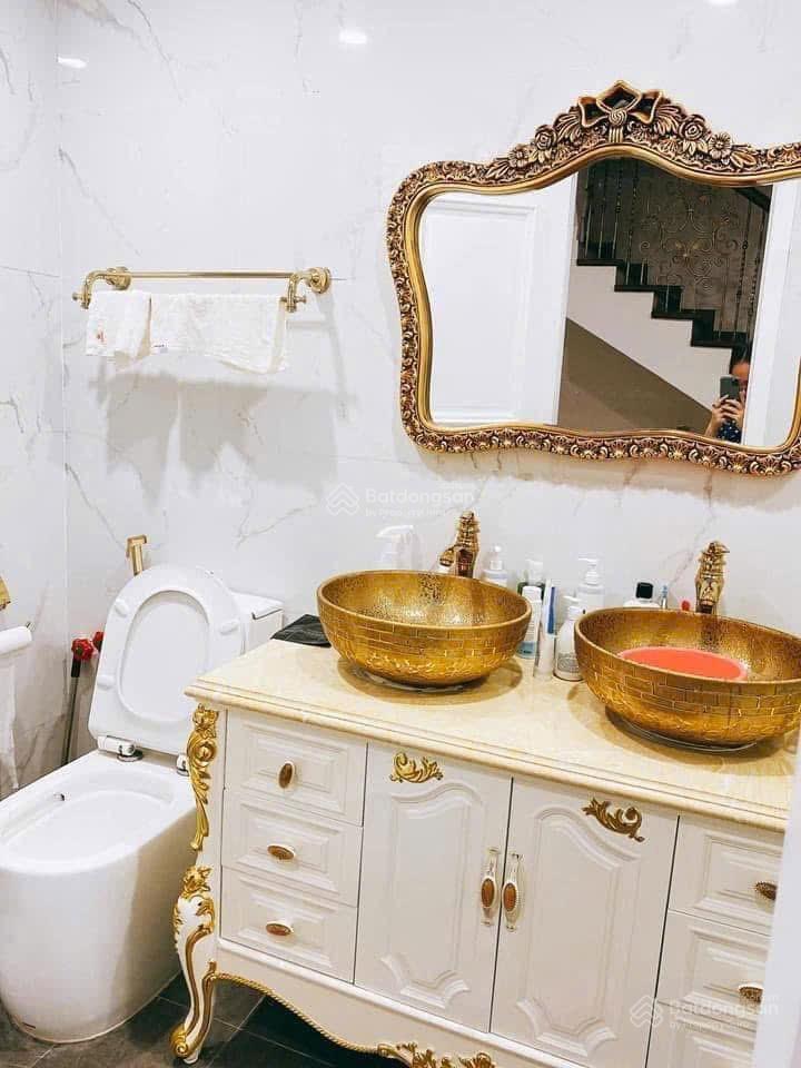 Chính chủ cần bán liền kề 60m2  tây nam hồ linh đàm