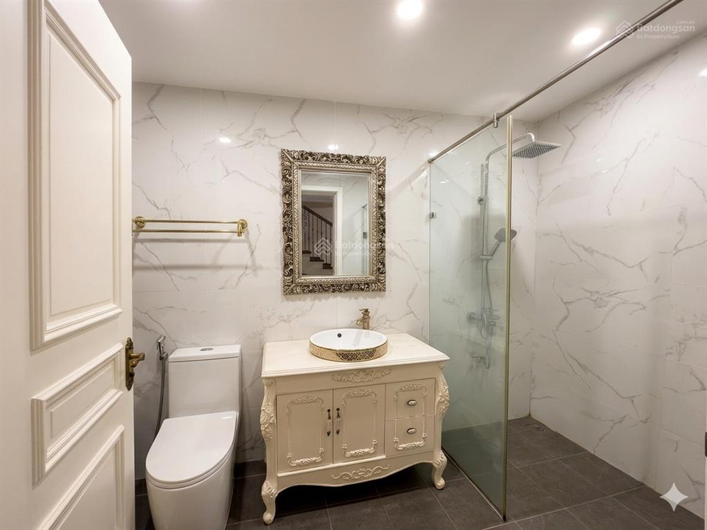 Chính chủ bán nhà liền kề tây nam linh đàm view công viên bãi xe