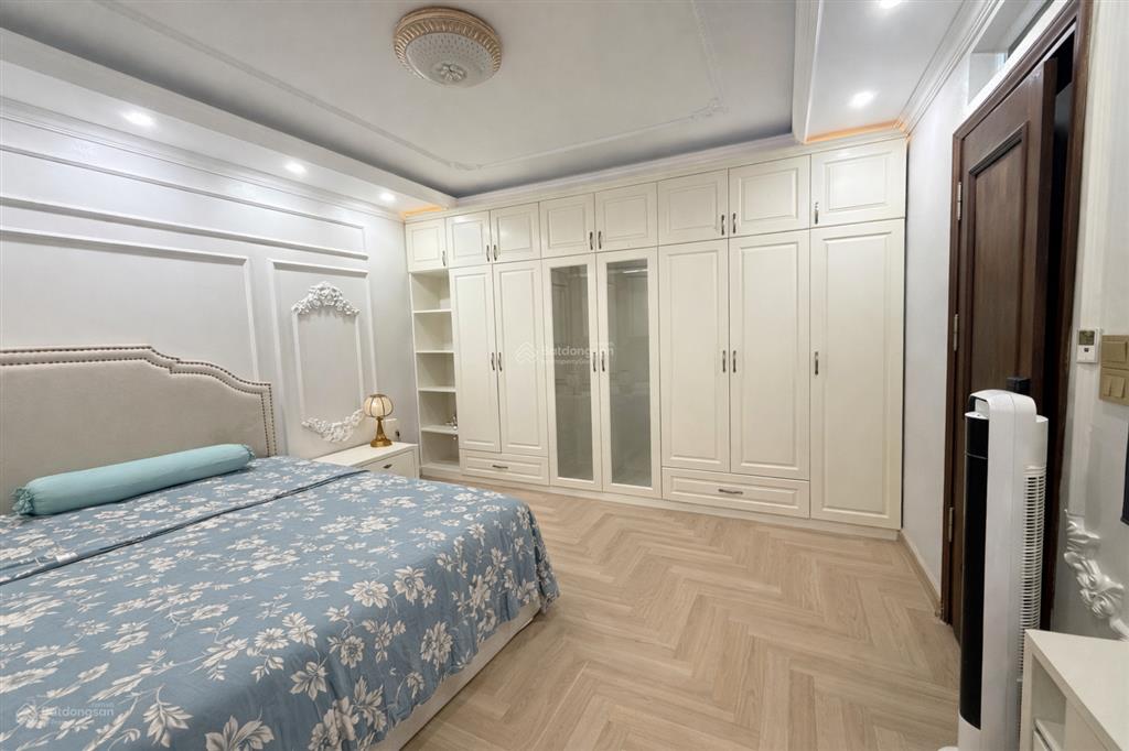Chính chủ bán nhà liền kề tây nam linh đàm view công viên bãi xe