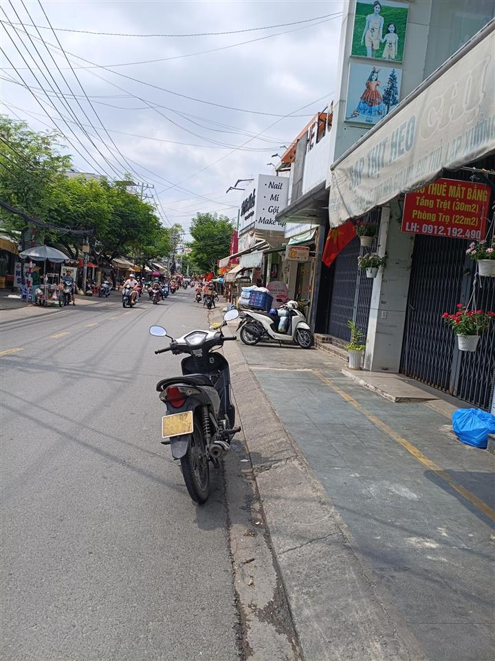 Bán nhà hẻm 1/ nguyễn văn quá, đông hưng thuận q12.