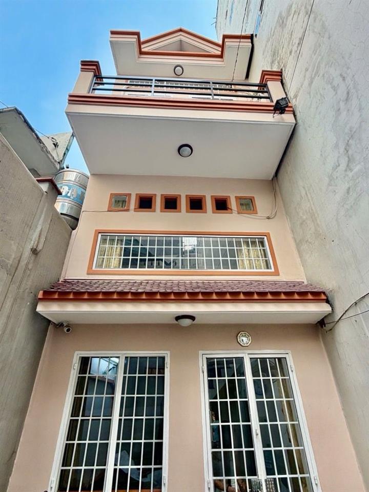 NHÀ HIẾM NGUYỄN VĂN TRỖI – PHÚ NHUẬN GIÁ 5.X TỶ  3 TẦNG BTCT  NỞ HẬU  HOÀN CÔNG