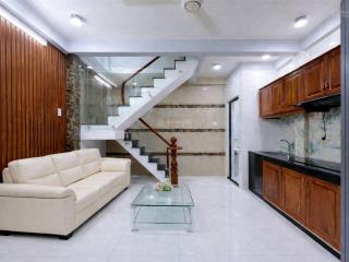 Nhà giáp q1 4 tầng btct 4 tỷ8 huỳnh văn bánh phú nhuận