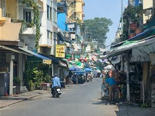 Giáp quận 1 gần mặt tiền 5t btct sổ vuông a4 6 tỷ4 lý thái tổ q10