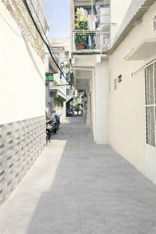 Đừng bỏ lỡ! nhà cạnh mặt tiền hẻm thông 3 tầng đúc 3pn 4tỷ4 phạm văn hai tân bình
