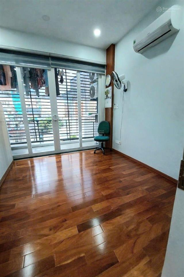 Giá tốt khó tìm mặt tiền kinh doanh hẻm 8m q3 lê văn sỹ nhỉnh 5 tỷ
