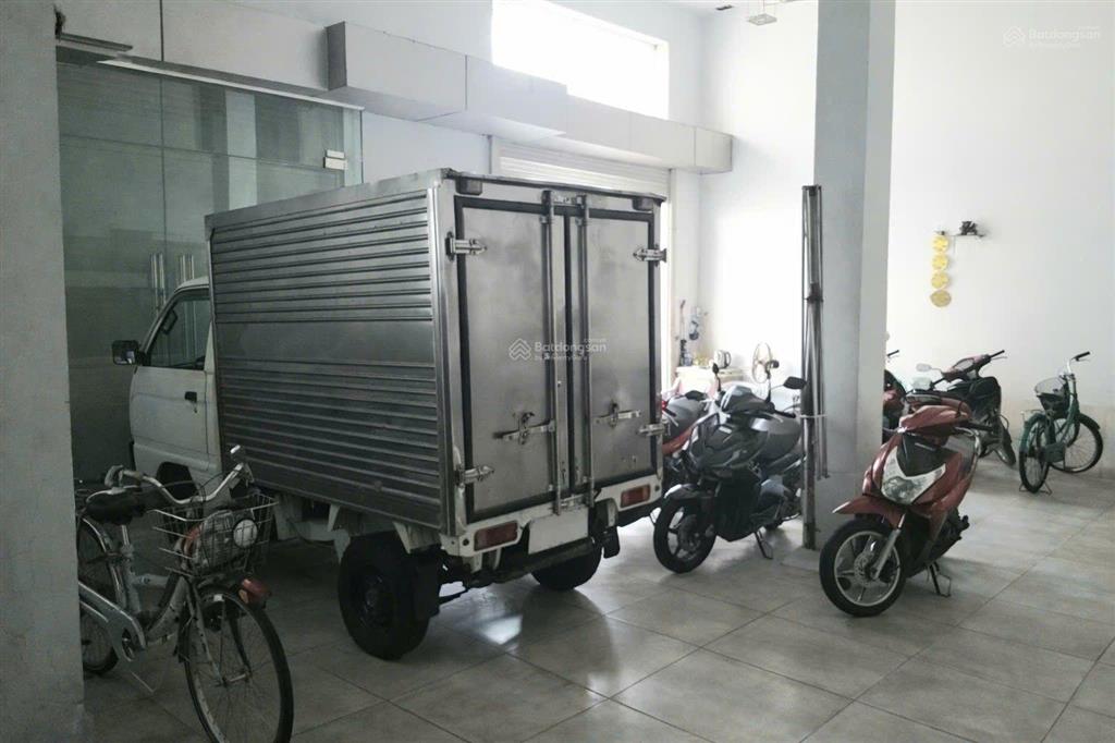 Tổng giảm 9 tỷ còn 45 tỷ tòa nhà 288m2 ngang 14m 5 tầng đường rộng 20m văn cao tân phú