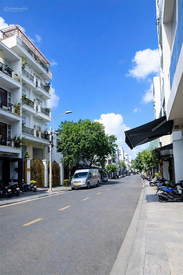 Tổng giảm 9 tỷ còn 45 tỷ tòa nhà 288m2 ngang 14m 5 tầng đường rộng 20m văn cao tân phú