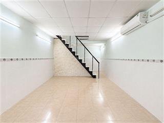 Nhà cạnh chợ 35m sổ đẹp vuông a4 chỉ 4 tỷ hơn bành văn trân p7 tân bình