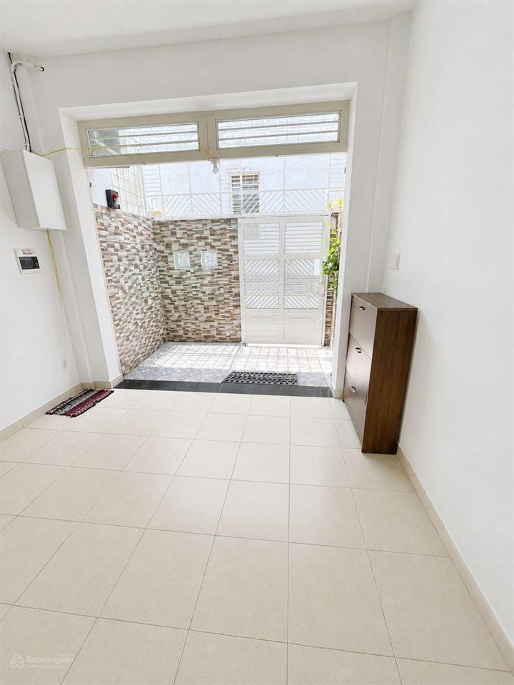 Giảm 1 tỷ sát mặt tiền 60m 4 tầng 8 tỷ hơn lê văn sỹ phú nhuận