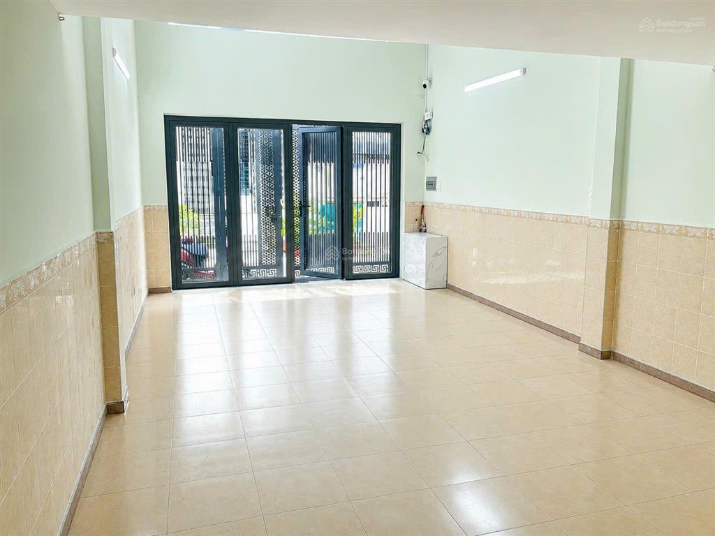 Ôtô vô nhàsát mặt tiền67m 4tầng 14 tỷ hơn q3 lê văn sỹ