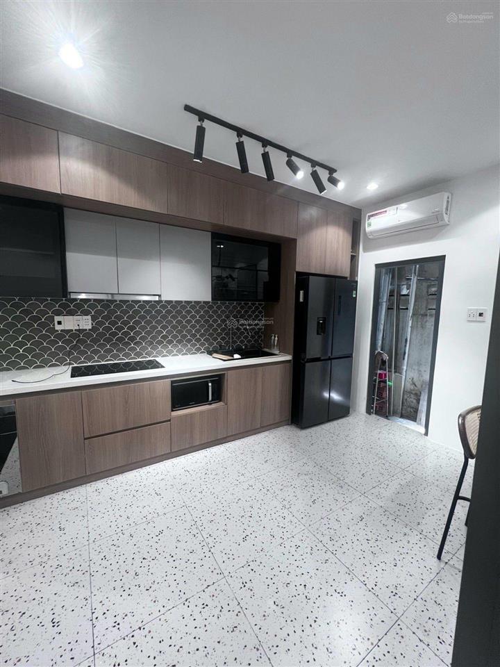 Sát mặt tiền36m 4pn nhỉnh 6tỷ đặng văn ngữ phú nhuận