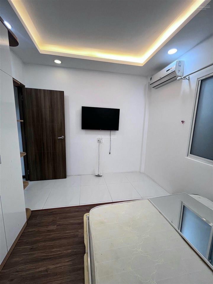 Sát mặt tiền36m 4pn nhỉnh 6tỷ đặng văn ngữ phú nhuận