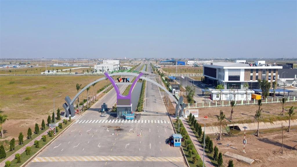 Cho thuê nhà xưởng 2.900m2 2 tầng kcn sạch hưng yên