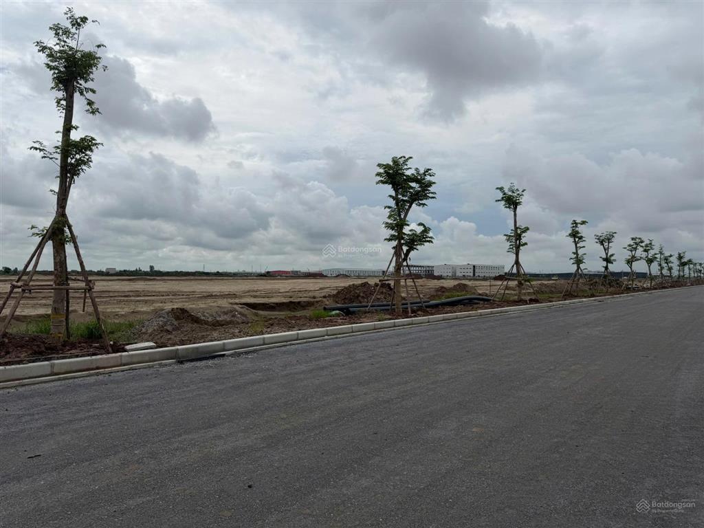 Lô hiếm diện tích 5000m2 kcn số 2 ngay nút giao yên mỹ, hưng yên