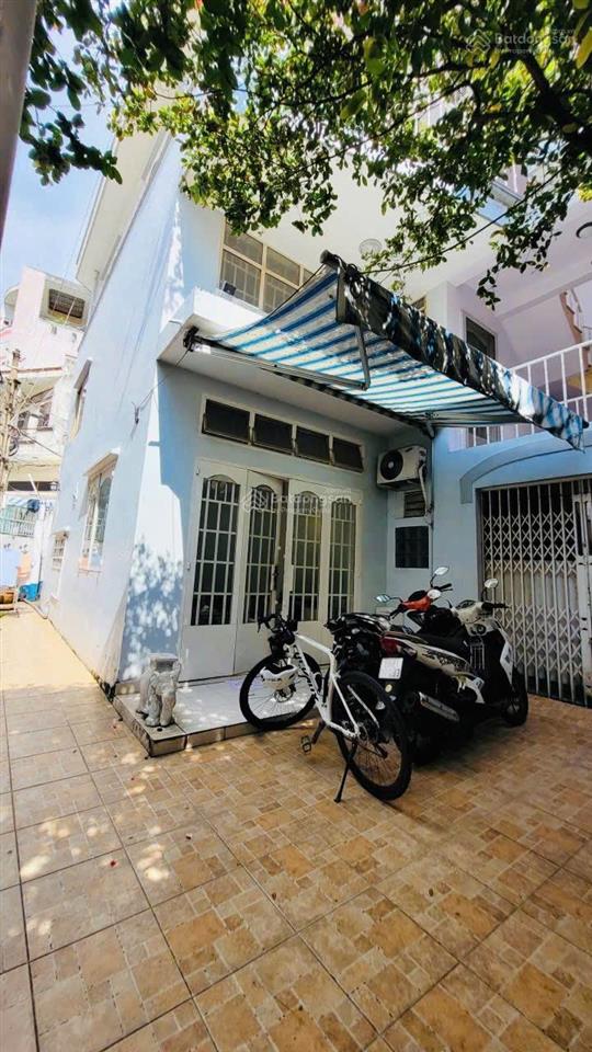 Bán nhà căn góc 2mt nguyễn trọng tuyển  trần huy liệu, ngang 10m, dtcn 212m2