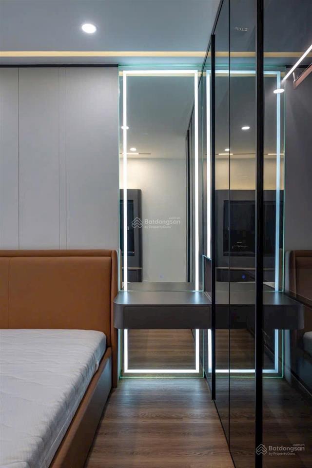 Bán nhà 4 tầng hẻm 137/ lê văn sỹ, giá 9.4 tỷ tl