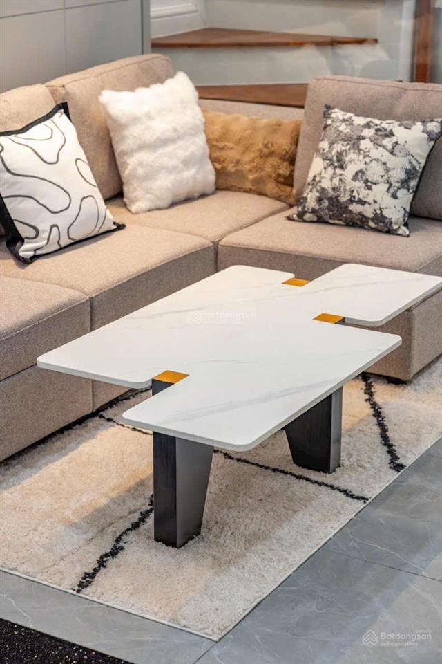 Bán nhà 4 tầng hẻm 137/ lê văn sỹ, giá 9.4 tỷ tl