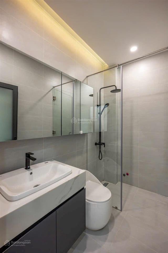 Bán nhà 4 tầng hẻm 137/ lê văn sỹ, giá 9.4 tỷ tl