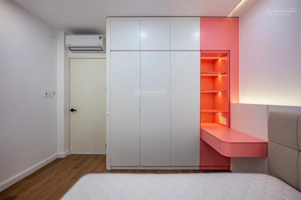 Bán nhà 4 tầng hẻm 137/ lê văn sỹ, giá 9.4 tỷ tl