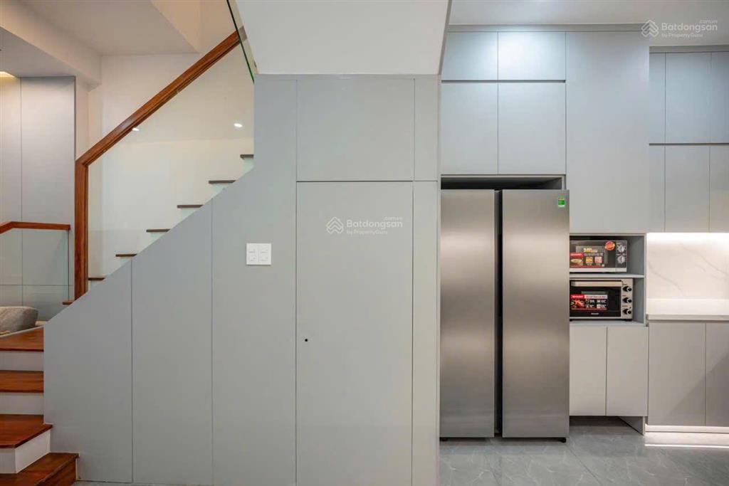 Bán nhà 4 tầng hẻm 137/ lê văn sỹ, giá 9.4 tỷ tl