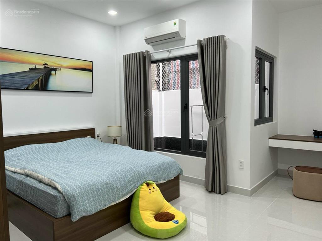 Mặt tiền sầm uất top 1 gò vấp  dương quảng hàm, nhà đẹp 4 tầng chỉ 13.2 tỷ tl