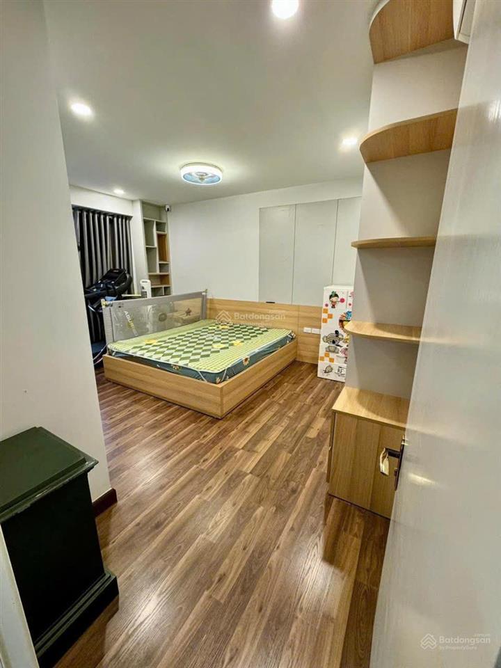 Goldmark city hồ tùng mậu  căn hộ 3pn dt 130m2, tầng cao hướng mát, có slot ô tô, full nt  10.3tỷ