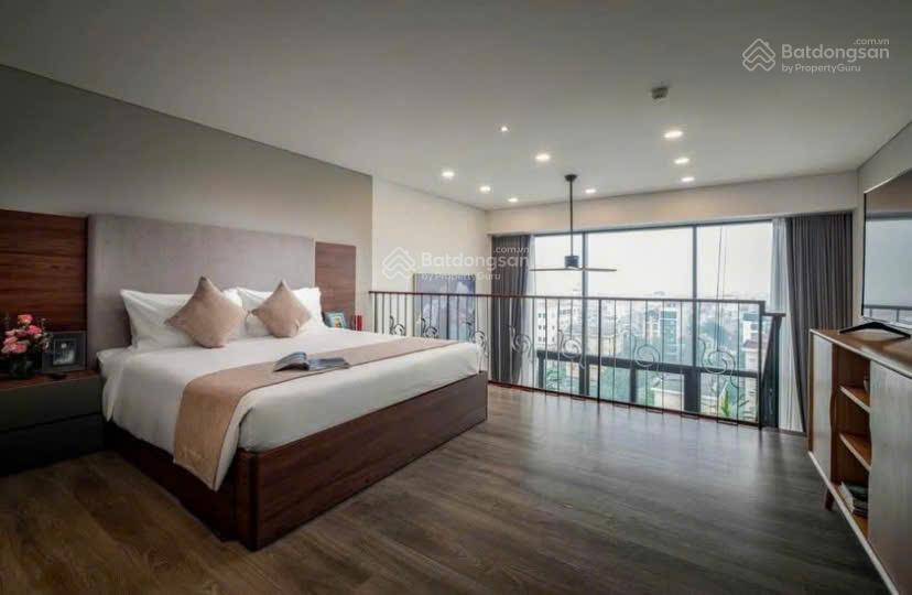 Giá tốt nhất tòa penstudio lạc long quân  duplex 2 tầng dt 76m2 full nt, sổ lâu dài. giá 8.1 tỷ