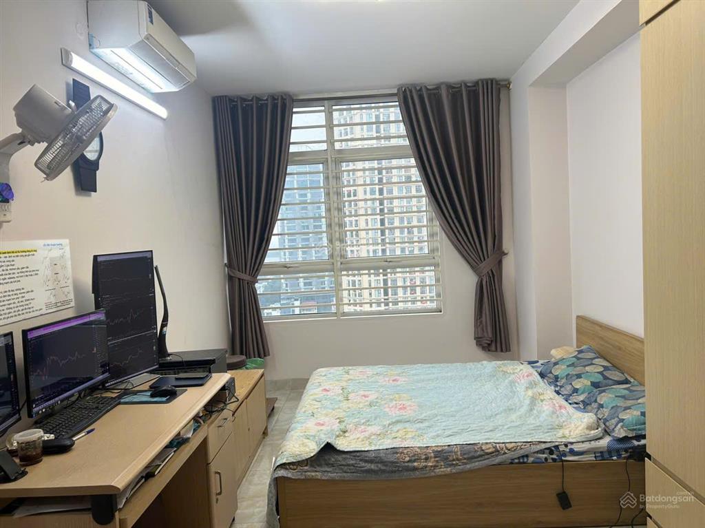 7.5 tỷ cho căn 2 ngủ 76m2 view hồ tây tại tòa c18 quận tây hồ, full nội thất, sổ đỏ lâu dài