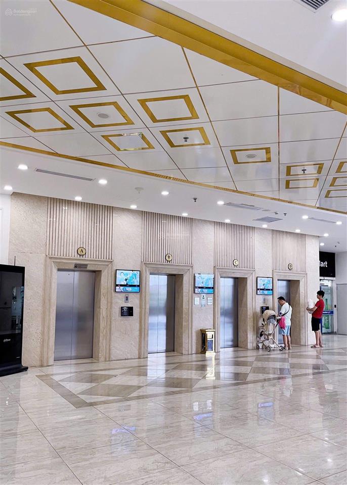 Sunshine riverside  căn hộ 2 ngủ 2 vệ sinh view cầu nhật tân, sông hồng. giá 6.7 tỷ bao phí