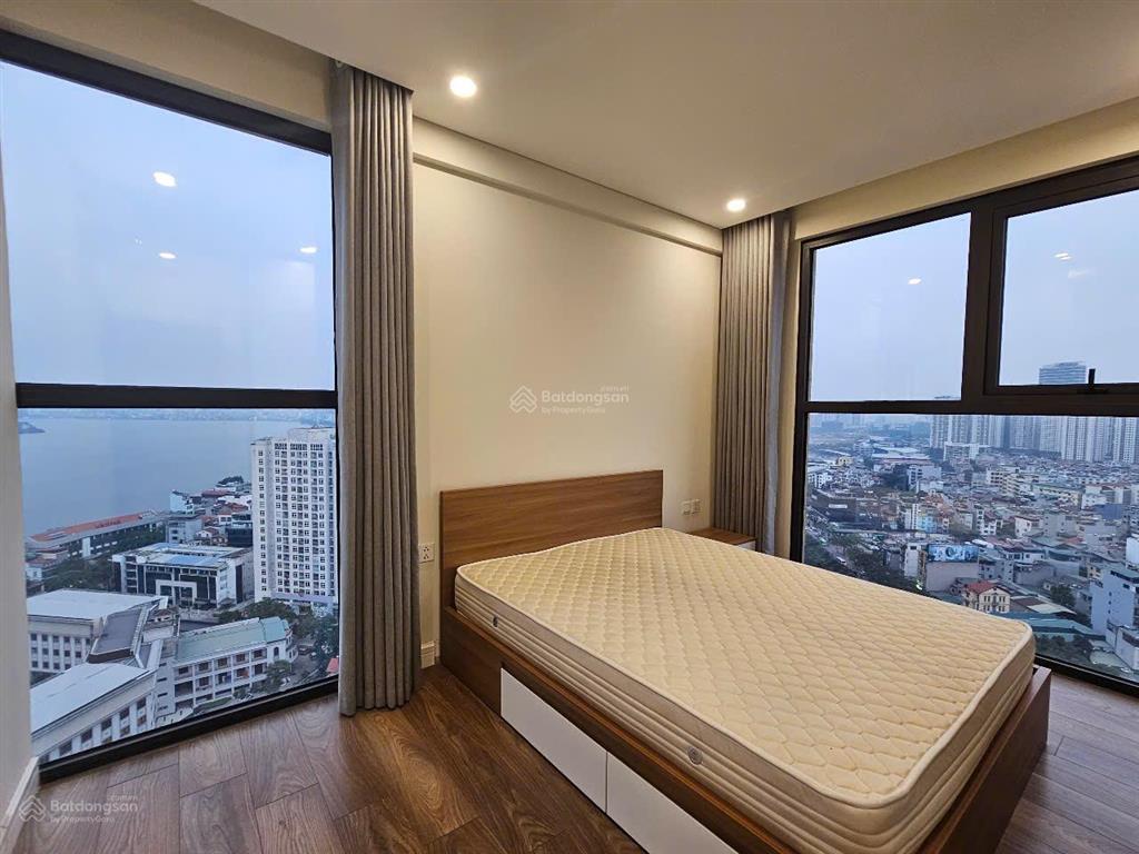 D'el dorado  căn góc 2pn 70m2  7.7 tỷ view tp, 10.3 tỷ view hồ tây đẹp. giá bao phí chuyển nhượng