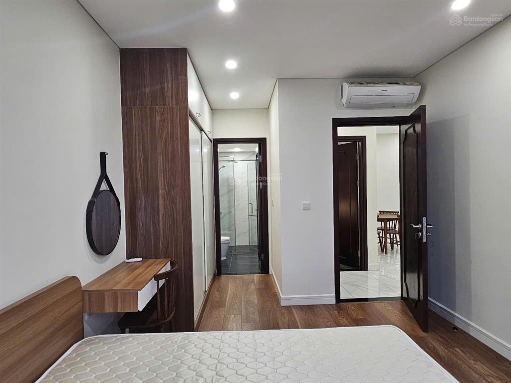 D'el dorado  căn góc 2pn 70m2  7.7 tỷ view tp, 10.3 tỷ view hồ tây đẹp. giá bao phí chuyển nhượng