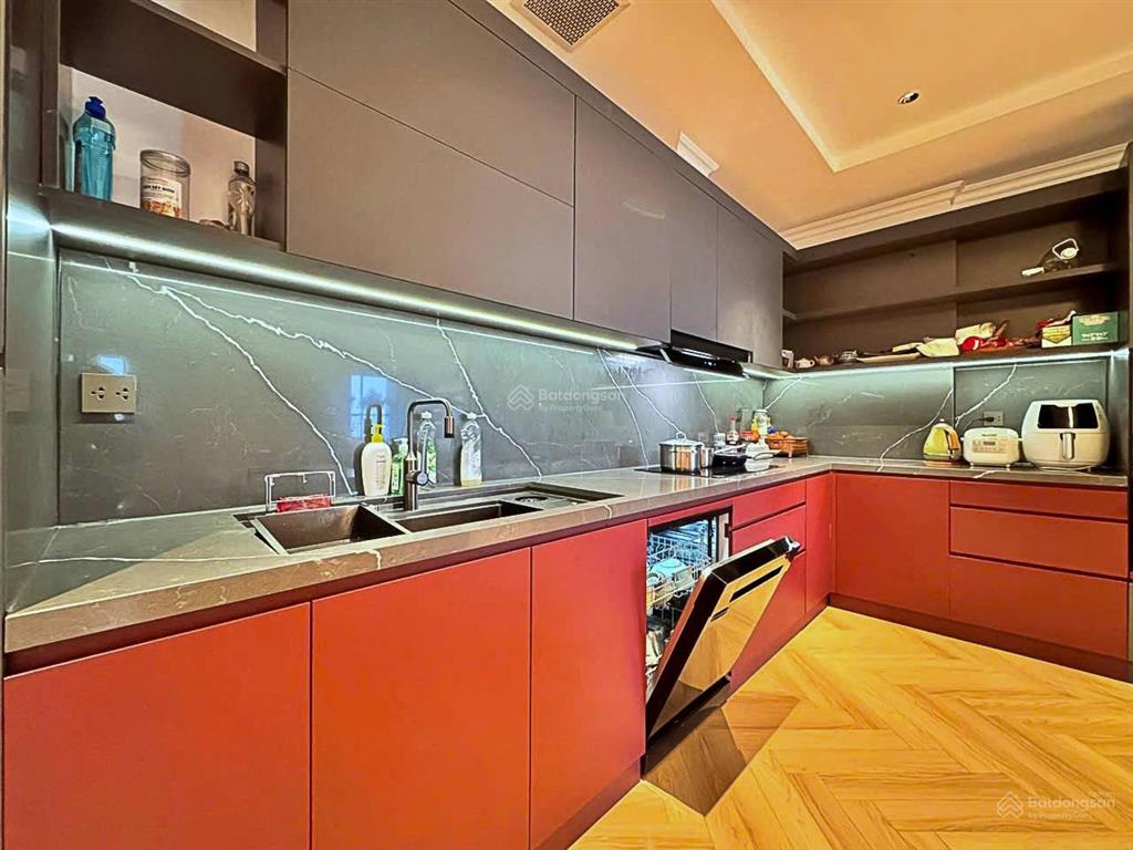 Bán căn hộ 3pn tòa sunshine riverside  tầng cao full nội thất  sổ đỏ lâu dài  giá 8.65 tỷ/91m2