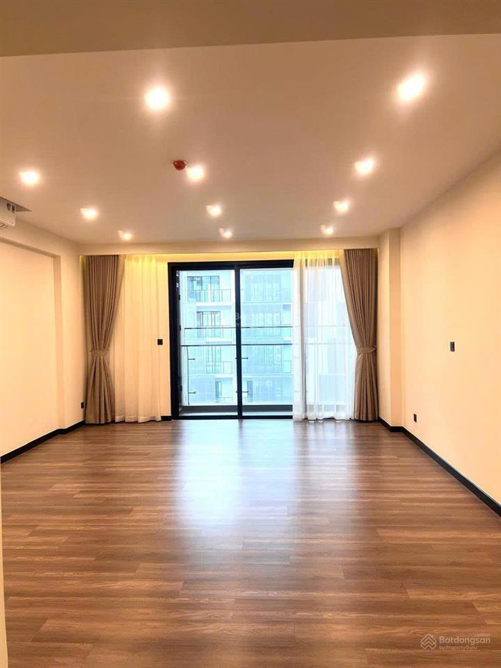 Bán căn studio 45m2 tòa heritage westlake  677 lạc long quân  nội thất cơ bản  giá 3.6 tỷ
