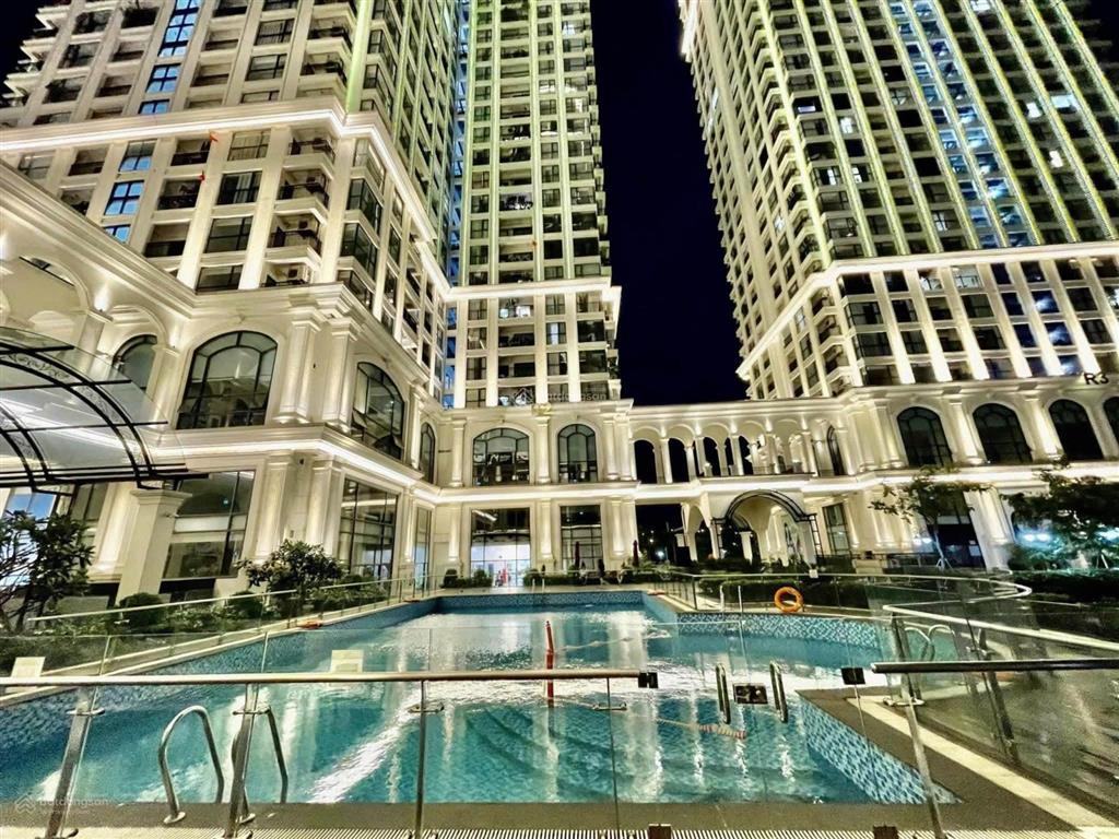 Bán căn 2 ngủ 2wc tòa sunshine riverside tây hồ  dt 62m2 view thoáng, sổ đỏ lâu dài. giá 6.2 tỷ