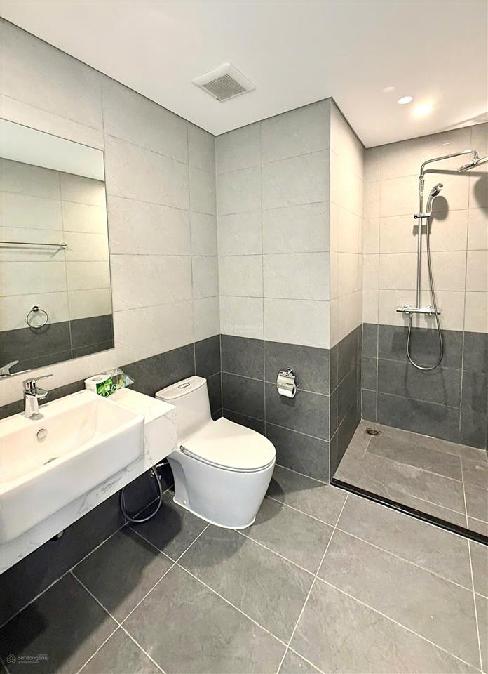 Bán cc the beverly  vinhomes grand park, 3,3 tỷ, 53,9m2, view đẹp, p long bình, q9, hcm