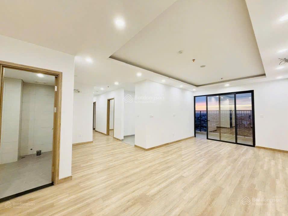 Quỹ căn chuyển nhượng giá tốt wisteria  sẵn sổ  có hỗ trợ bank  nhận nhà ngay