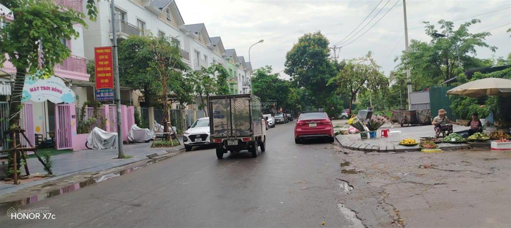 Chính chủ gửi bán căn biệt thự 3,5 tầng chung cư erowindow đông hội  đông anh hà nội