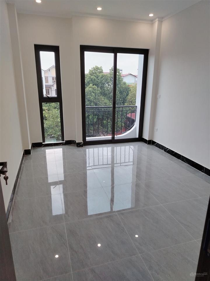 Chính chủ gửi bán căn nhà 4 tầng mới tinh đẹp long lanh tại cổ dương, đông anh giá chỉ 4,3 tỷ.